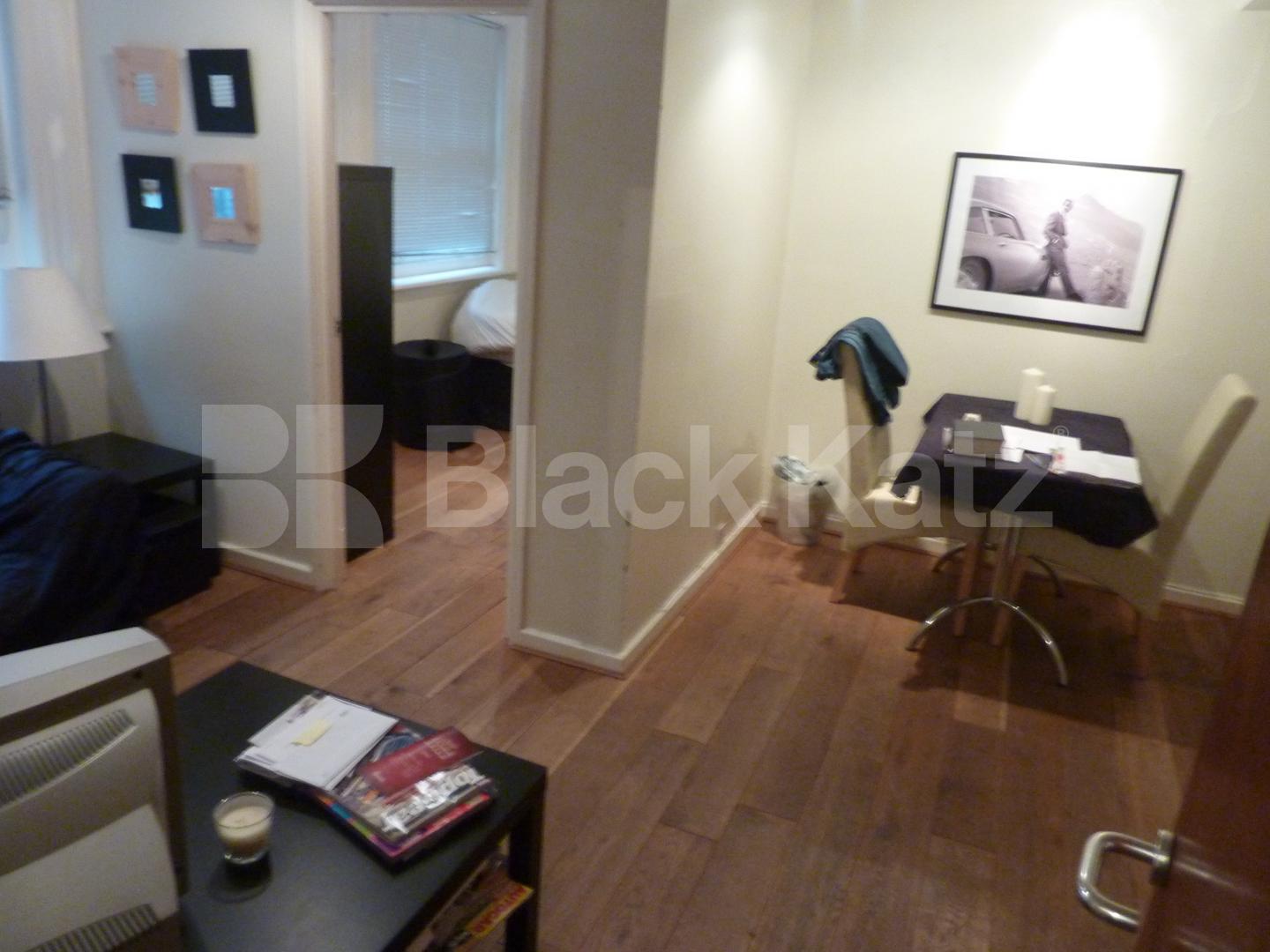 			LOCATION LOCATION LOCATION!!!, 1 Bedroom, 1 bath, 1 reception Flat			 Oxford Street, SOHO